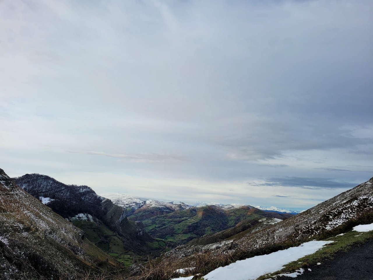 WhatsApp Image 2025-11-24 at 18.35.45